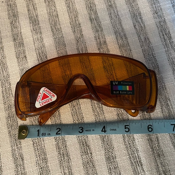 NEW - Sun Shield  - Blue Light Buster UV Yellow Glasses - Driving - Poly Carbon - Picture 4 of 8